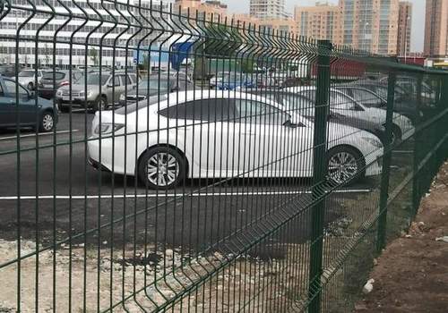 Ограждение парковки парковки бизнес центров в Нефтеюганске